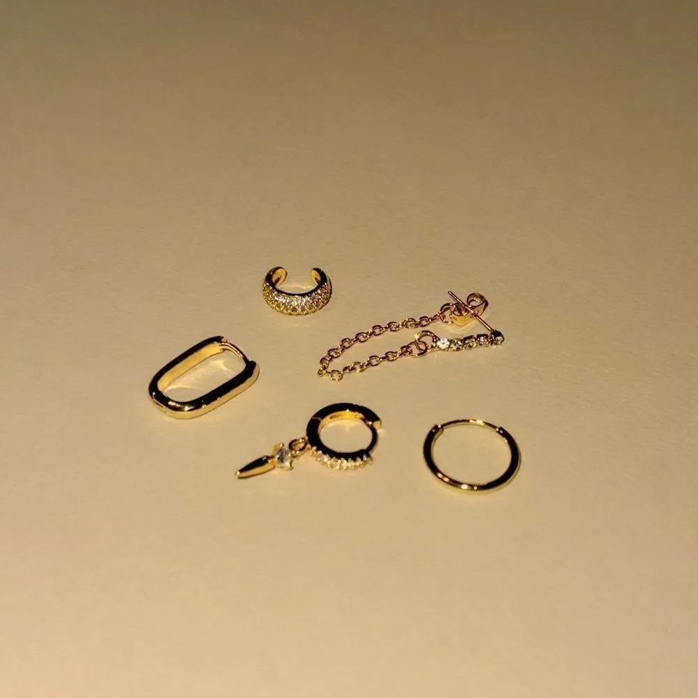 Diamond earrings set M627